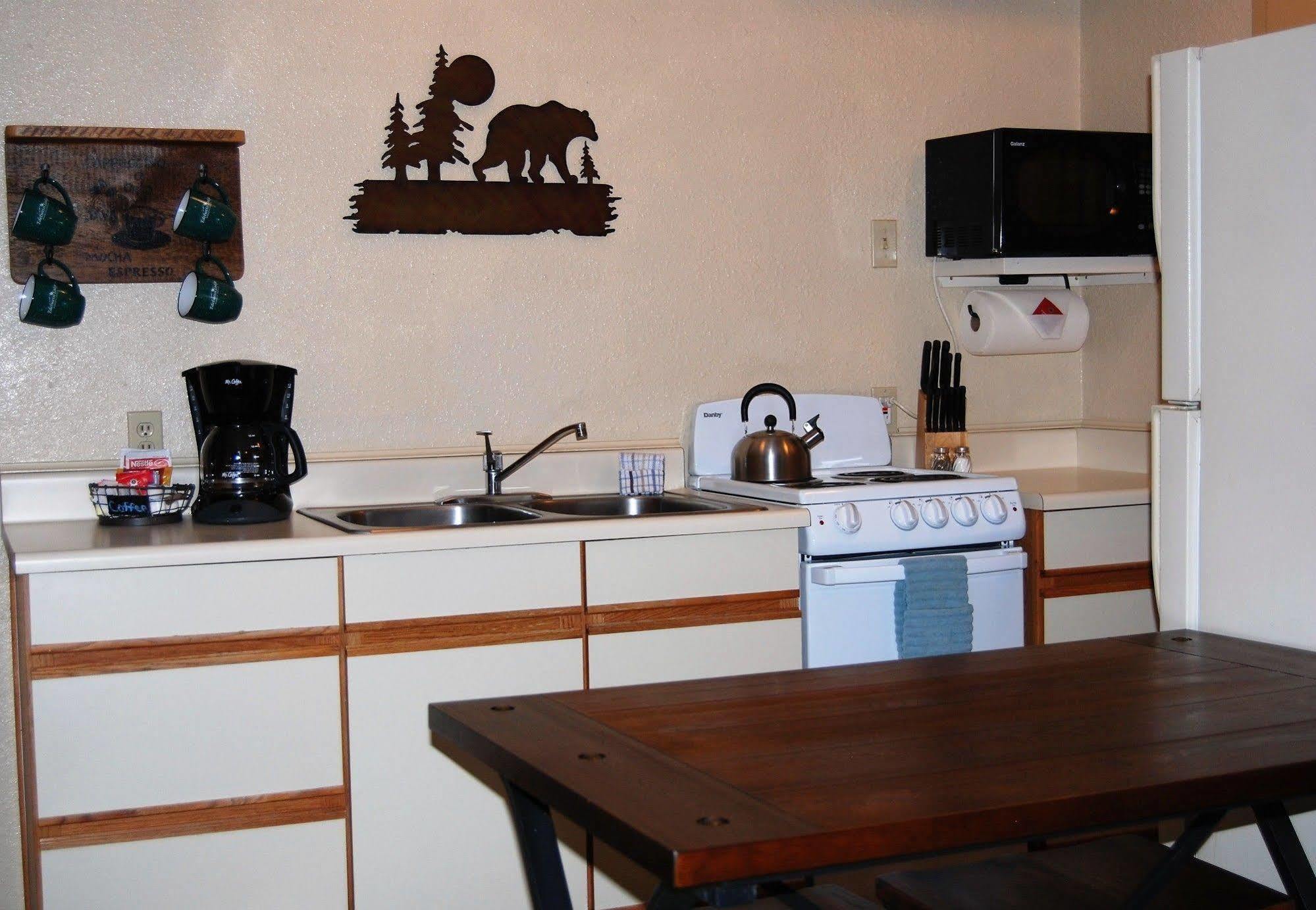Edelweiss Lodge