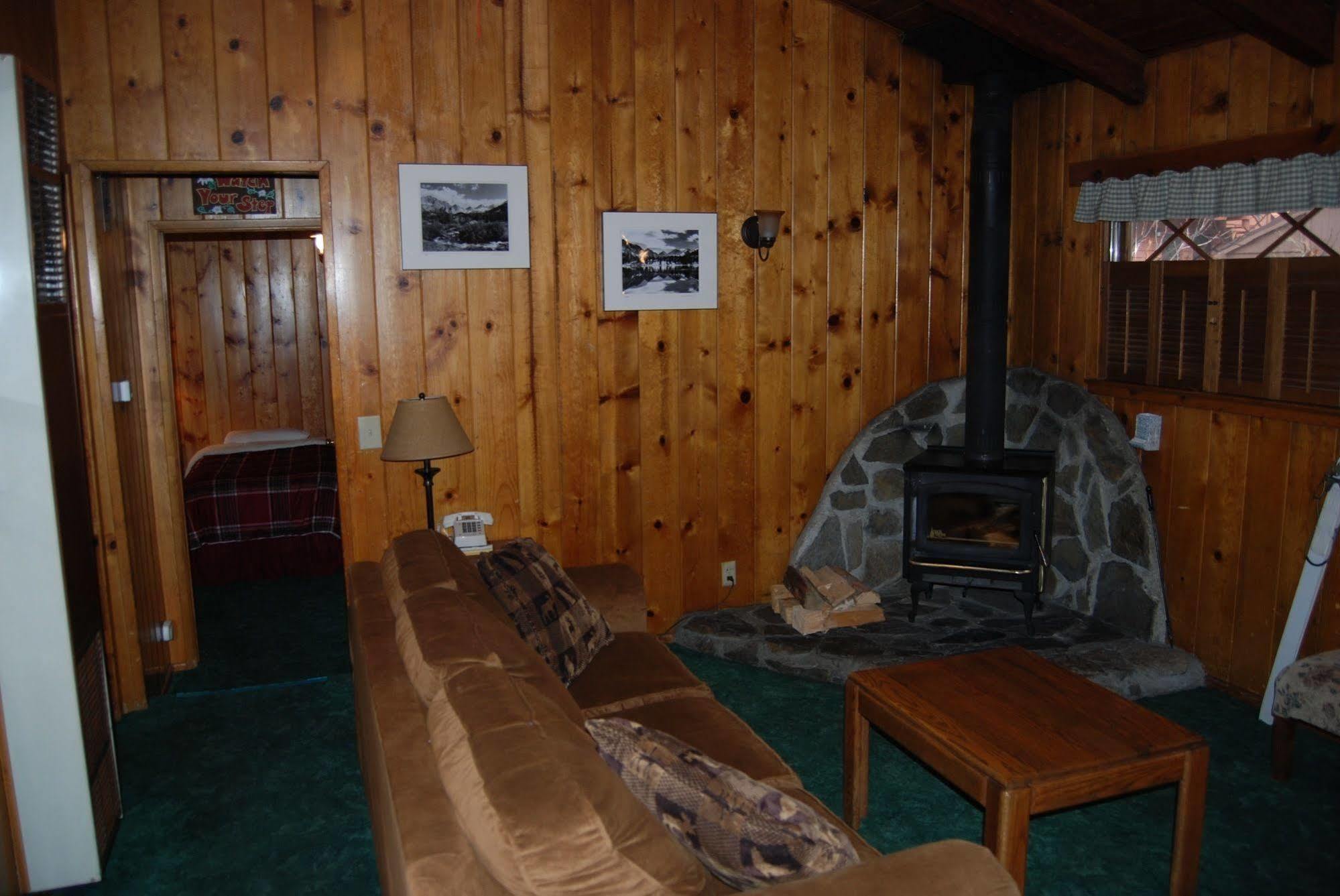 Edelweiss Lodge *